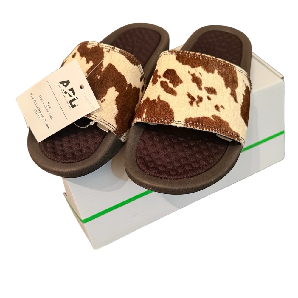 NEW NWT APL Iconic Slide Deep brown and white cow size 9